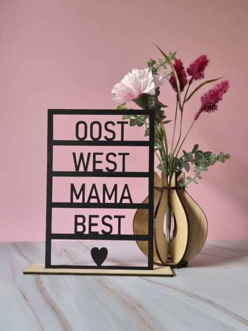 Venster Oost west mama best